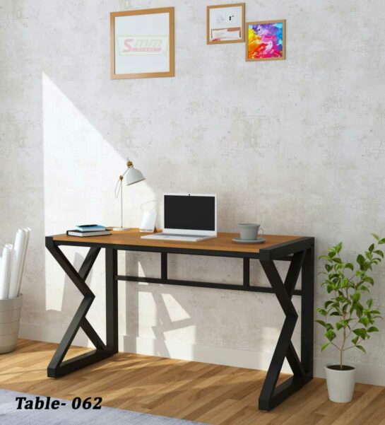 Minimalist Work Desk